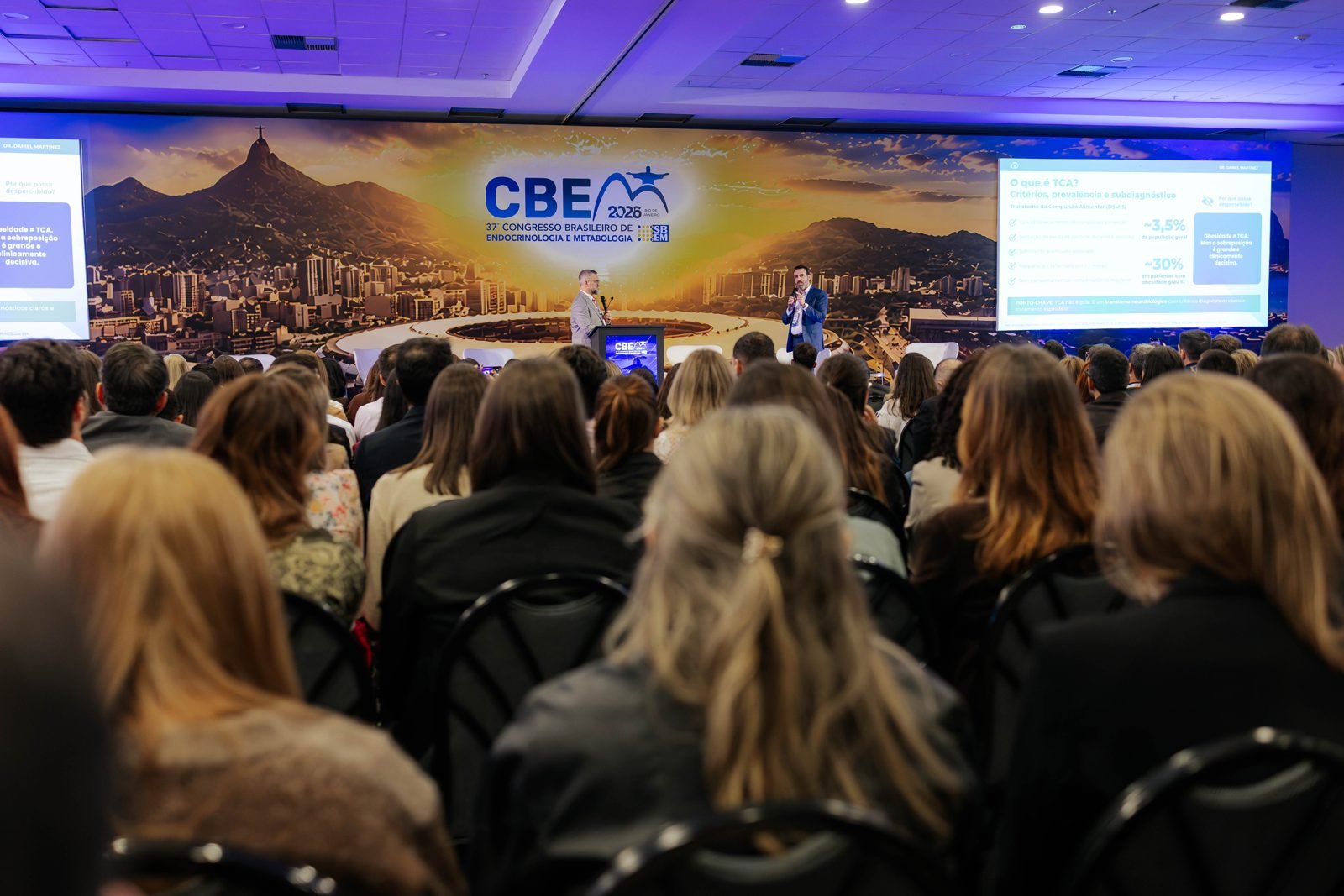 Plateia lotada no simposio do CBEM 2026 no Rio de Janeiro